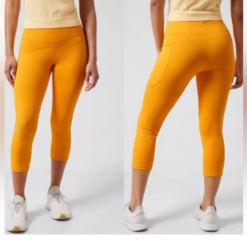 Athleta Ultimate Stash II capris sz small high rise 19 inch inseam EUC